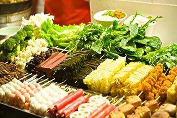 小魔锅QQ煮麻辣烫加盟门店