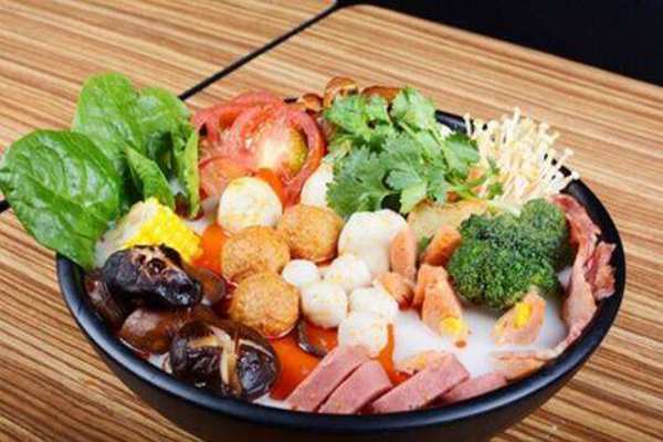 厨王世家麻辣烫加盟门店