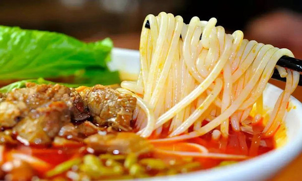 阿臻米粉加盟门店