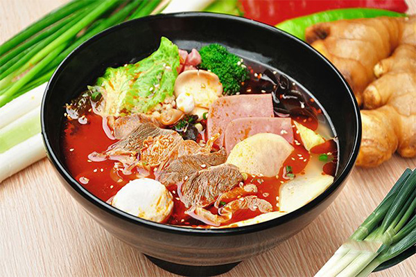 辣八鲜麻辣烫加盟门店