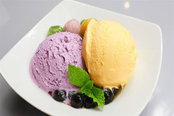 品果四季冰淇淋加盟门店