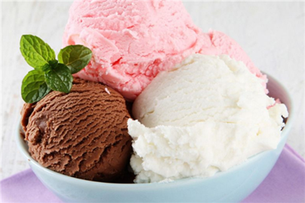 法式甜园冰淇淋加盟门店