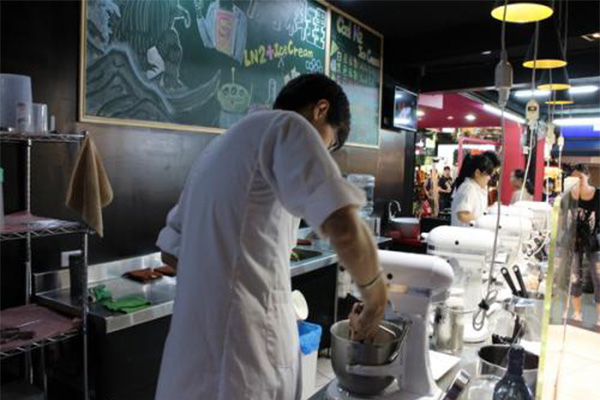 Creamia甜美雅分子雪糕加盟门店