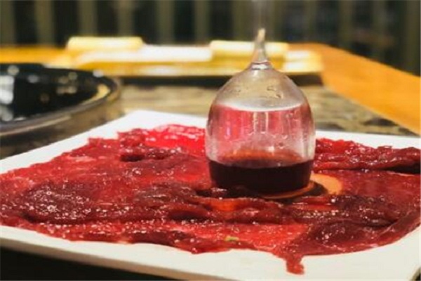 椒典老火锅加盟店