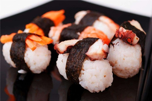 金喜顺寿司加盟店