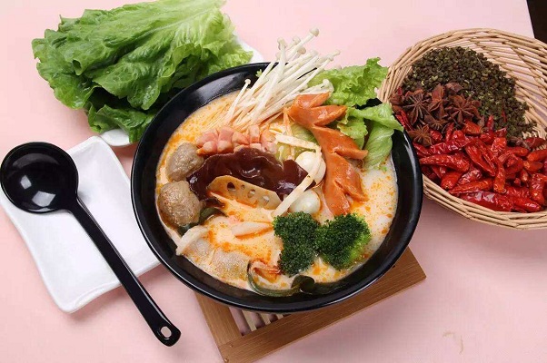 美味轩麻辣烫加盟店