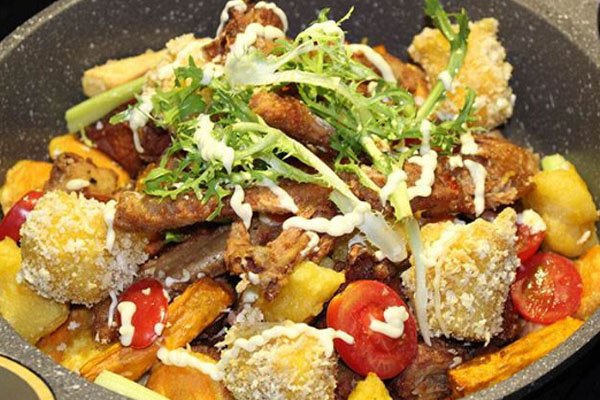 咿鸭咿鸭果蔬焖鸭加盟费