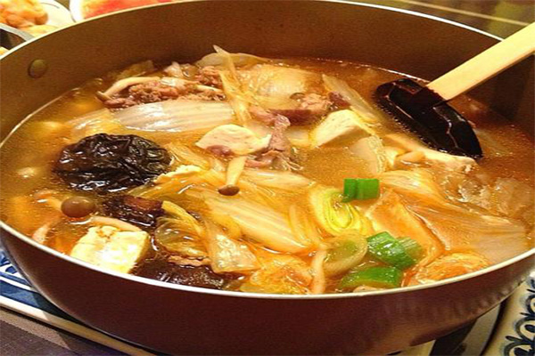 天府鲜菌特色汤锅加盟