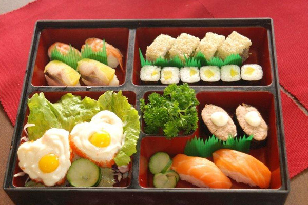 新宿一番街锅物料理加盟