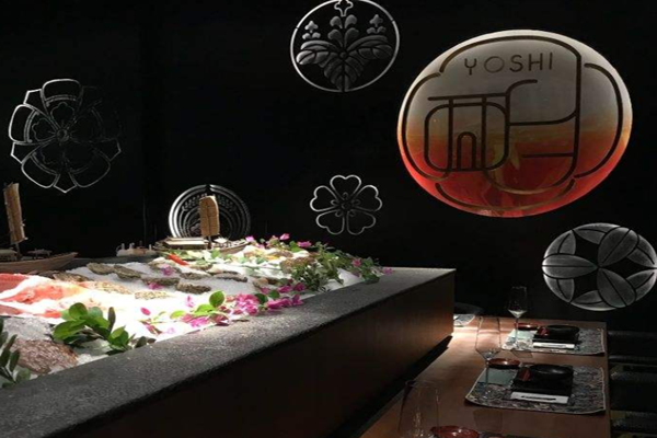 酉夕炉端烧加盟门店