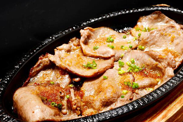 梨花姐姐日韩料理加盟门店