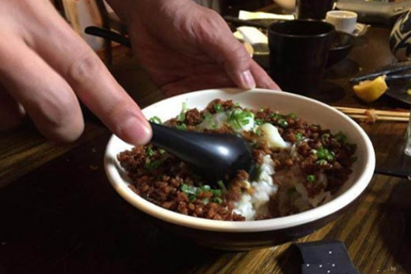 鸟屯日式料理加盟门店