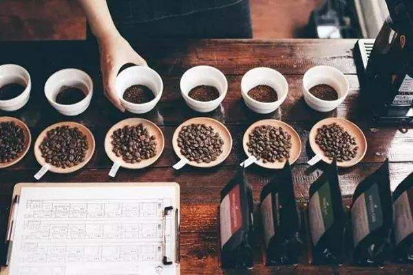 暗香咖啡加盟门