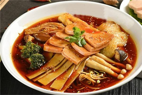 鹰人坊抢手王麻辣烫加盟店