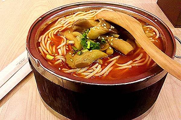 渝龙记罐罐米线加盟门店