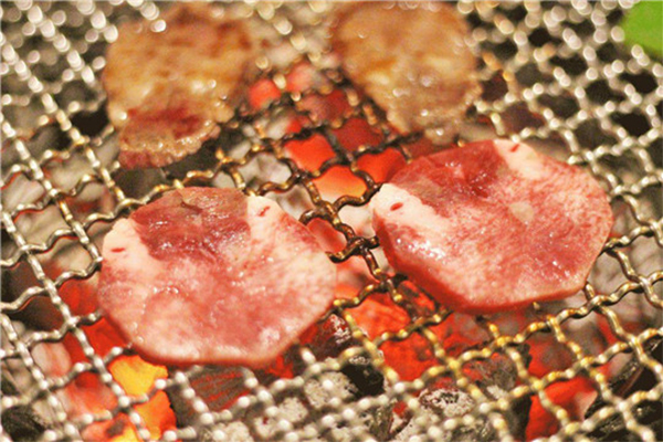 黑牛的店炭火烧肉加盟费