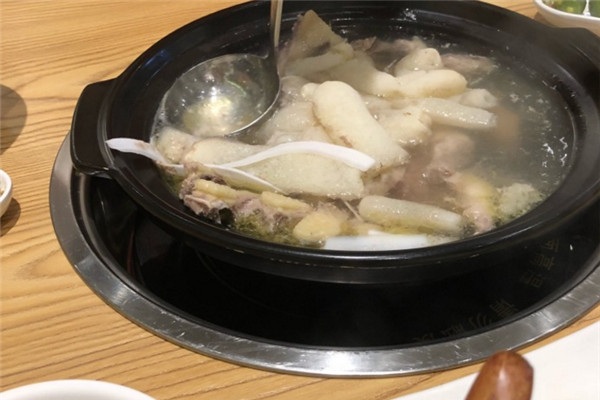 乔木四季椰子鸡加盟店