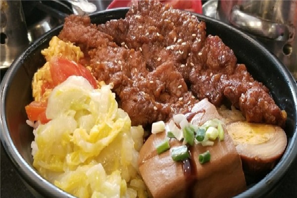 张妈台式锅烧加盟店