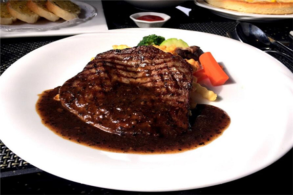 海伦西餐吧加盟费