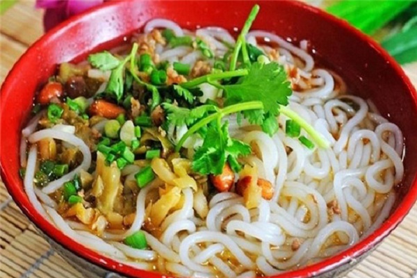 馋千丝过桥米线加盟店