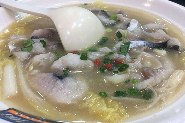 翁江缘酸菜鱼米饭加盟费