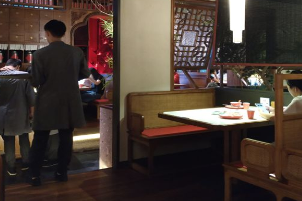 火靠民间菜加盟门店