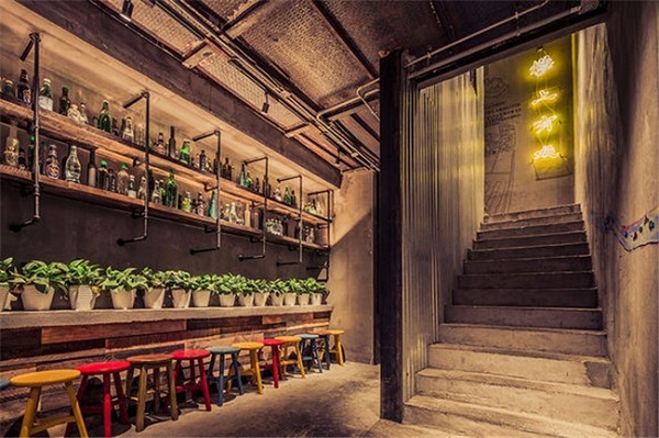 天台上见烧烤加盟店