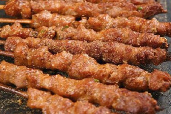 夜小腰烧烤加盟店