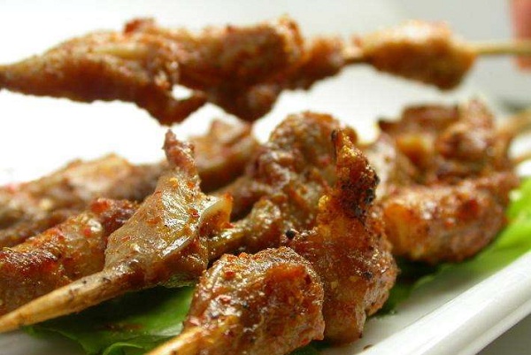 聚廷香烧烤加盟