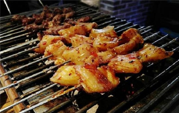 欢乐烤场加盟店