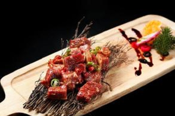 蝴蝶谷烧烤音乐餐吧加盟店