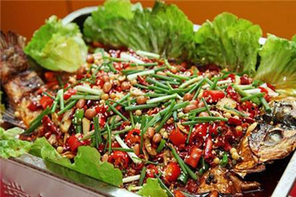 七度香源烤鱼加盟门店