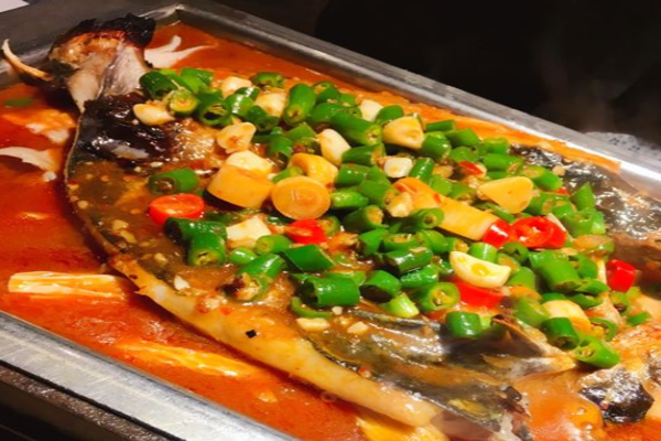 沽酒当炉烤鱼加盟门店