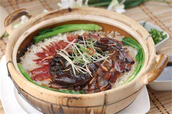 一人一煲煲仔饭加盟费