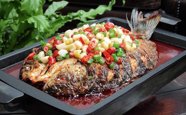 小门神滋滋烤鱼加盟