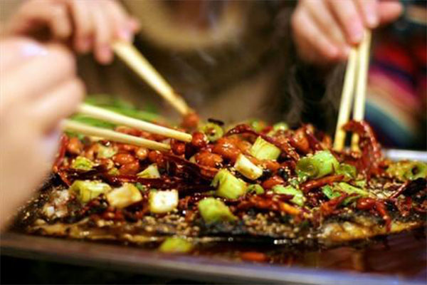 森焱记烤鱼加盟门店