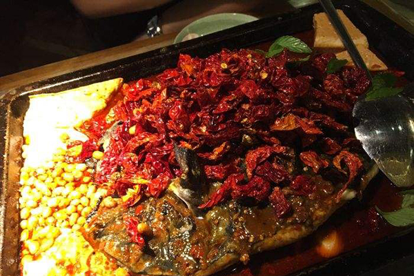 爱运动豆花烤鱼加盟费