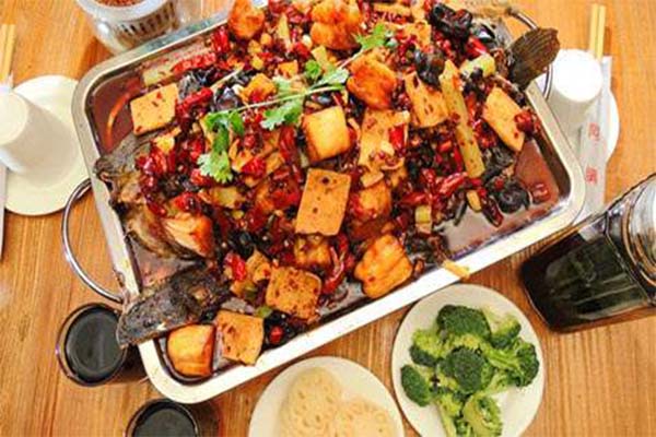 阿瞒烤鱼加盟费