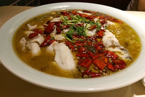 美味四合酸菜鱼加盟店