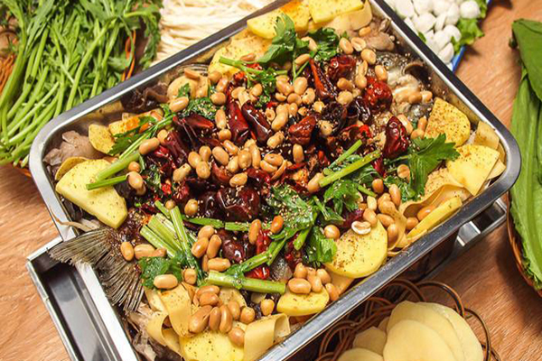 狼羊传奇烤鱼火锅加盟费