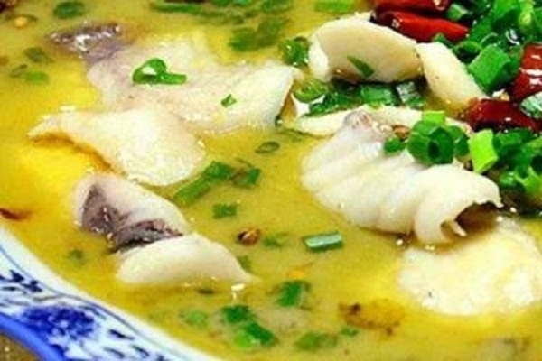 俏兰兰麻辣酸菜鱼加盟店