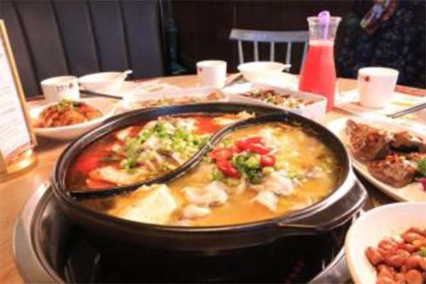 隔壁子董妈豆花酸菜鱼加盟费