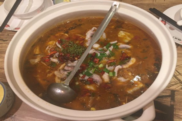 姐馋了金汤酸菜鱼加盟门店