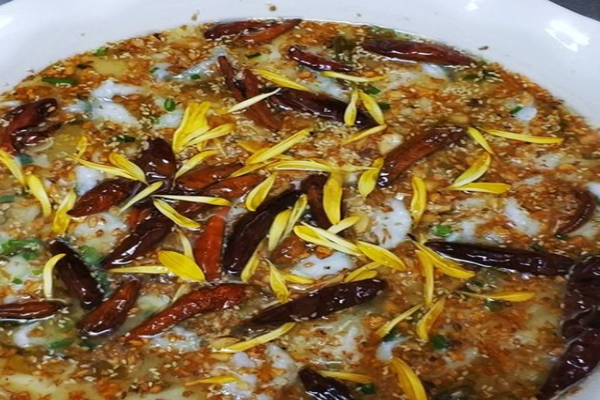 老坛时光酸菜鱼加盟门店