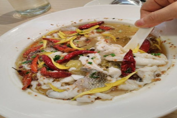 老坛时光酸菜鱼加盟门店