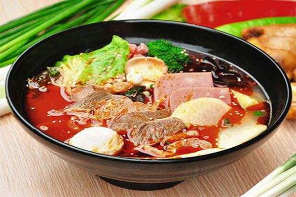 蜀厢荣记麻辣烫加盟费