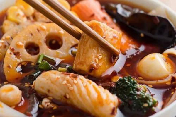 千里飘香麻辣烫加盟费