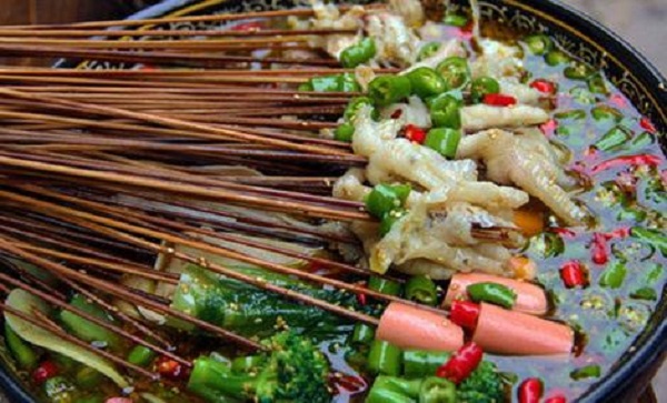串二成都串串香加盟费多少钱？