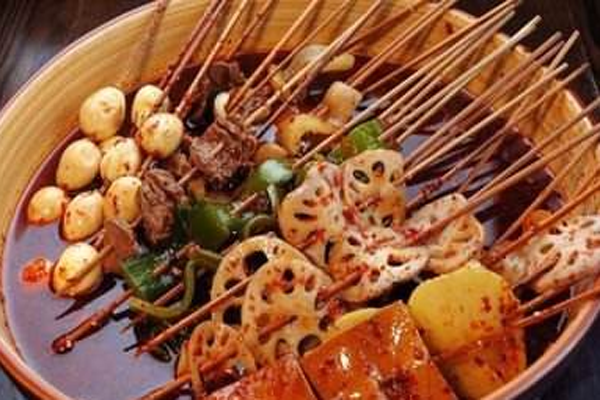 浅语签寻串串香加盟门店