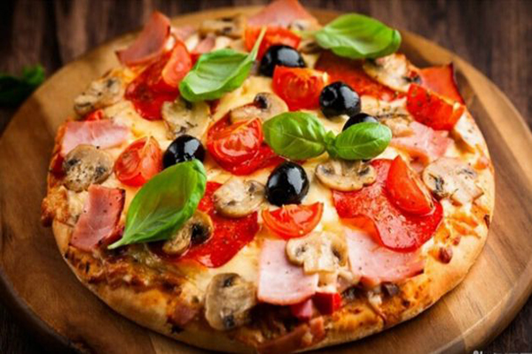 鸿牛客牛排披萨加盟费